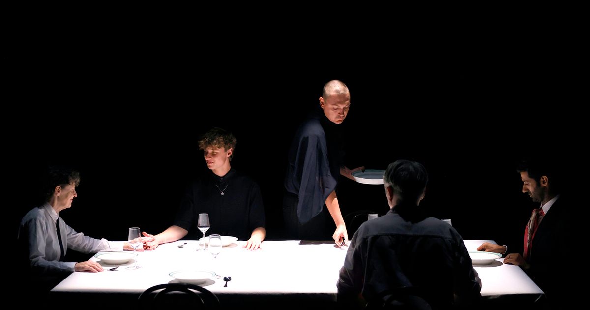 Family - Louis Janssens — Theater Bellevue, Amsterdam